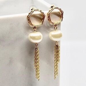 Pearl Drop Earrings